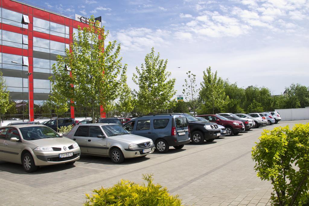 Hotel City Ploiesti Exterior photo